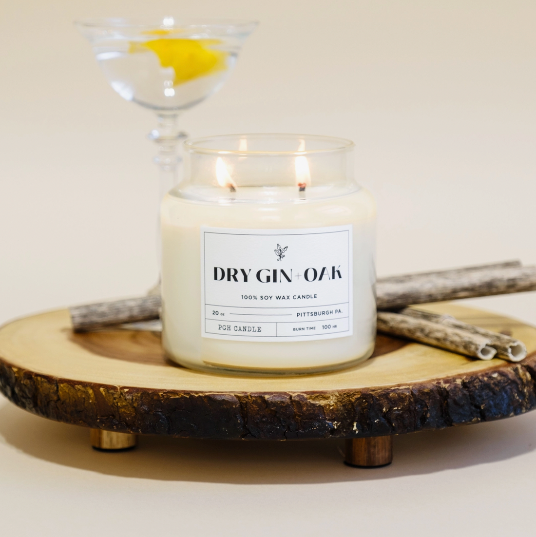 20oz Dry Gin + Oak Candle