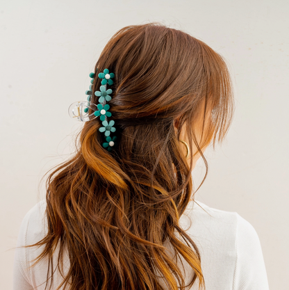 Game Day Green Daisy Claw Clip