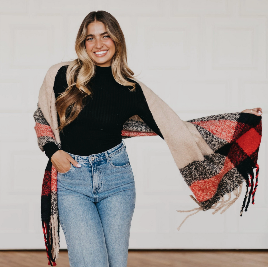 Red &amp; Black Fringe Scarf